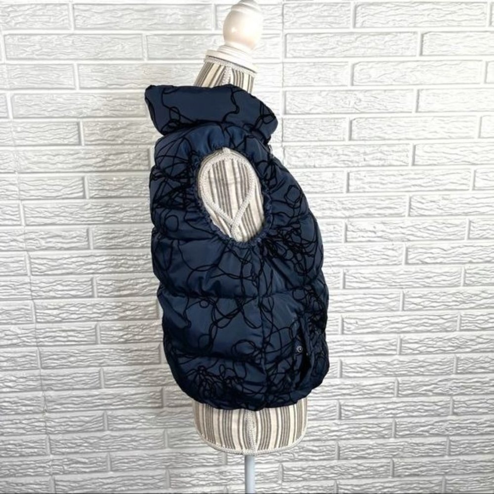 Calvin Klein Performance Puffy Blue Vest Black Velvet Squiggles Size Medium - Picture 4 of 9
